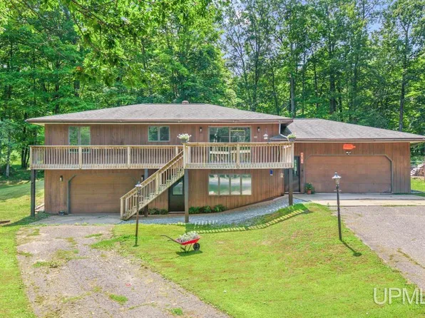 N3081 Quinnesec Lake Antoine Rd, Iron Mountain, MI 49801