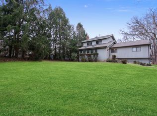 138 Curt Smith Rd, Southbury, CT 06488