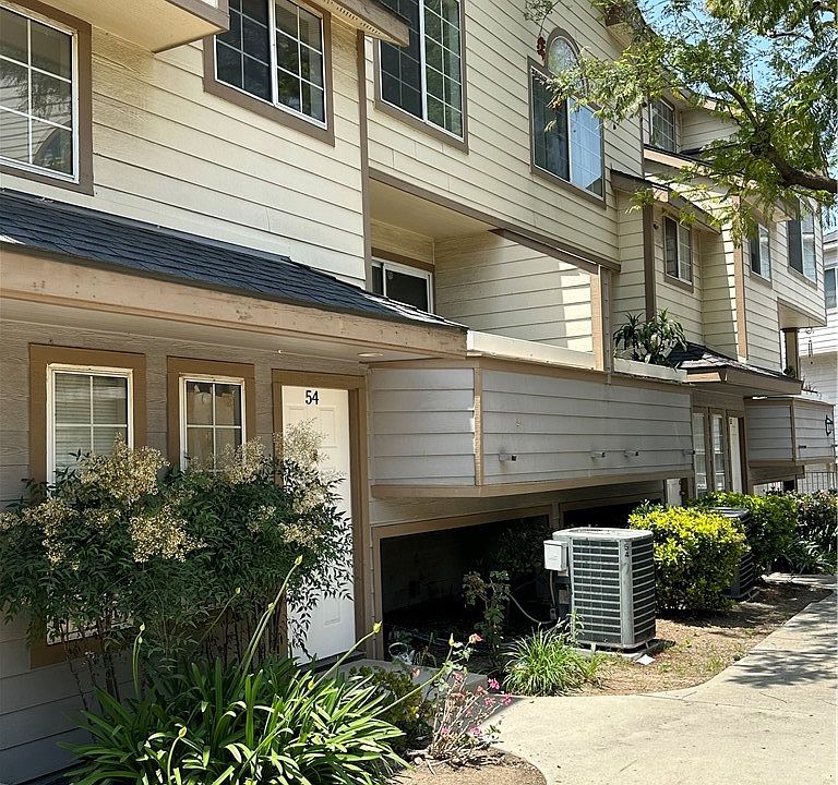 1st image of 11150 Glenoaks Blvd Unit 54