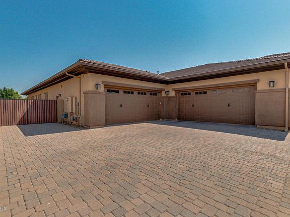 3rd image of 2130 E Aris Dr