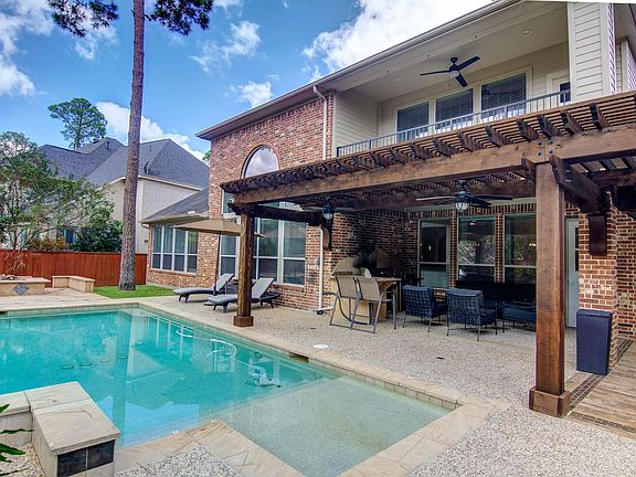 5th image of 30 N Fair Manor Cir