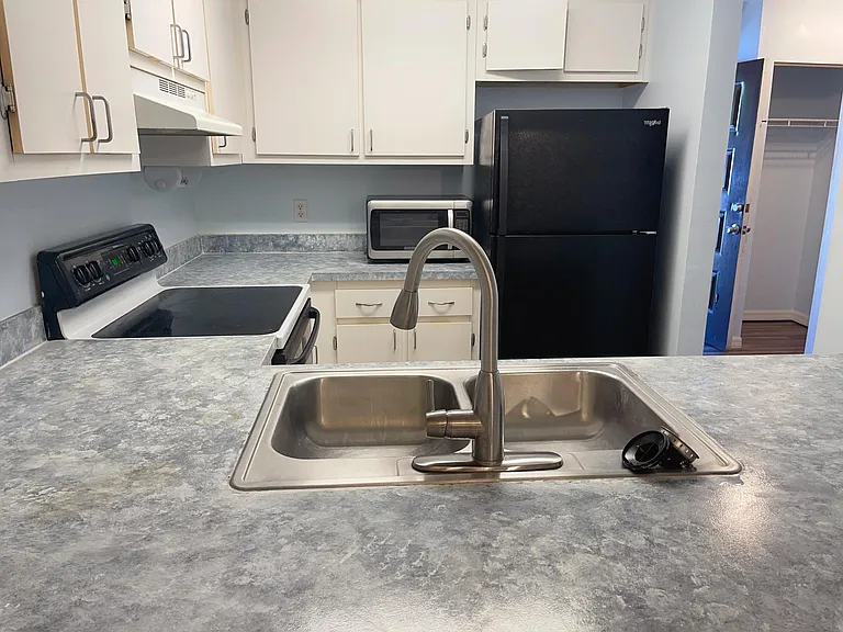 2735 SW 35th Pl #705 — Photo 3