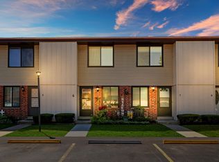 1401 Oakes Rd, Racine, WI 53406