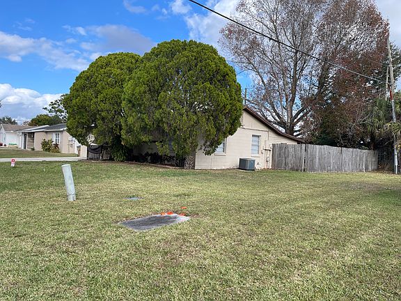 3rd image of 295 Citrus Dr