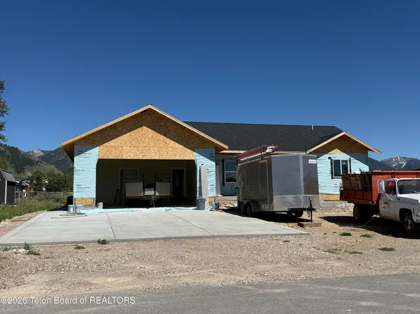 31 Brambleberry Dr, Star Valley Ranch, WY 83127