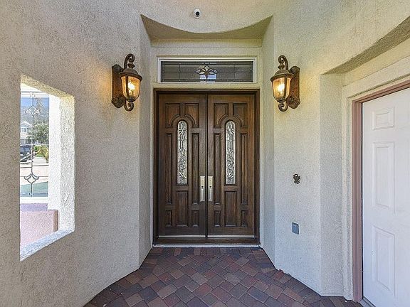 2nd image of 12461 Altura Dr