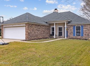 115 Tulip Tree Ln, Broussard, LA 70518
