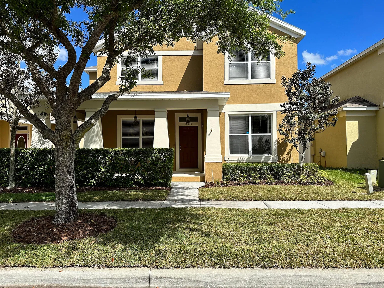 4 bed, 2476 sqft, $3,000 — Photo 2