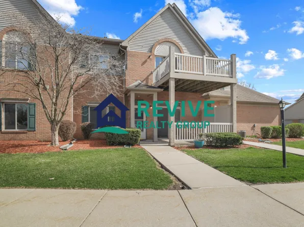 15715 Parkway Ln, Southgate, MI 48195