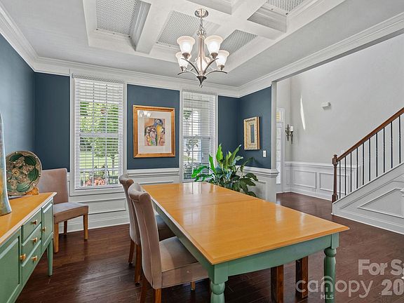 5th image of 4012 Garden Oak Dr