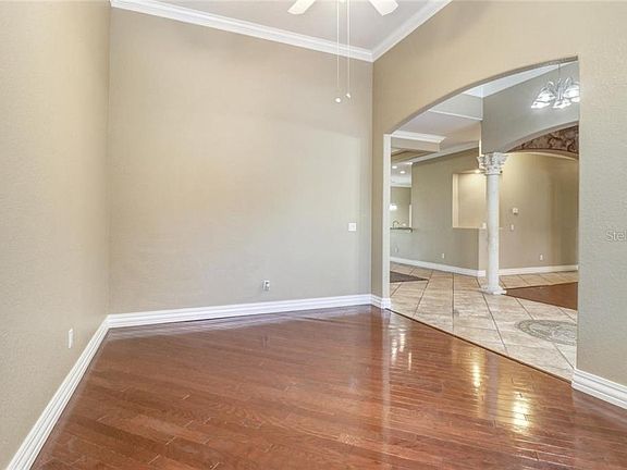 4th image of 509 Royal Wood Ct