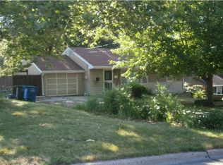 7105 SW 17th St, Des Moines, IA 50315