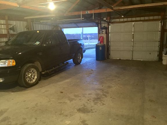 5th image of 175 NE 50th Ave