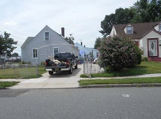 2nd image of 6533 Roosevelt Ave