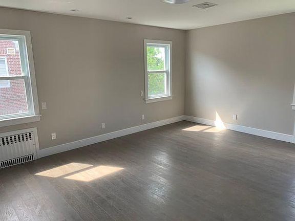 5th image of 211 Beach 140th St