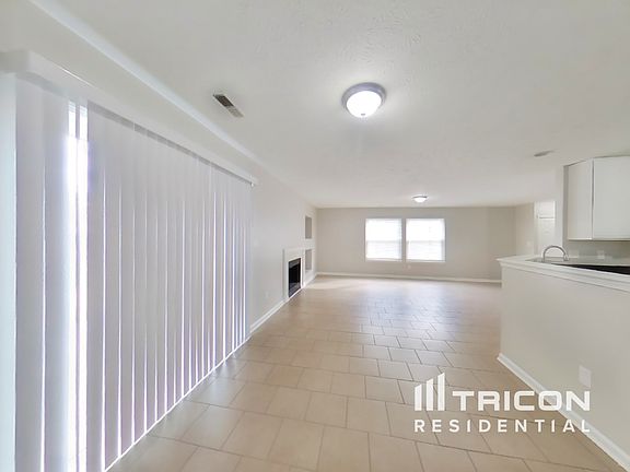 4th image of 11608 Glenn Abbey Ln