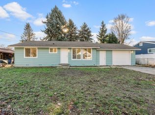 926 W Davidson Ave, Coeur D Alene, ID 83814