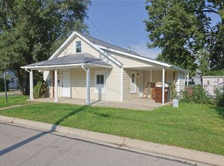 239 Cedar St, Franklin, OH 45005