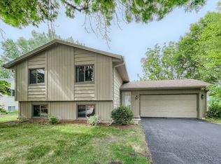 13760 87th Ave N, Maple Grove, MN 55369