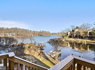 2029 Chadds Ford Dr, Reston, VA 20191