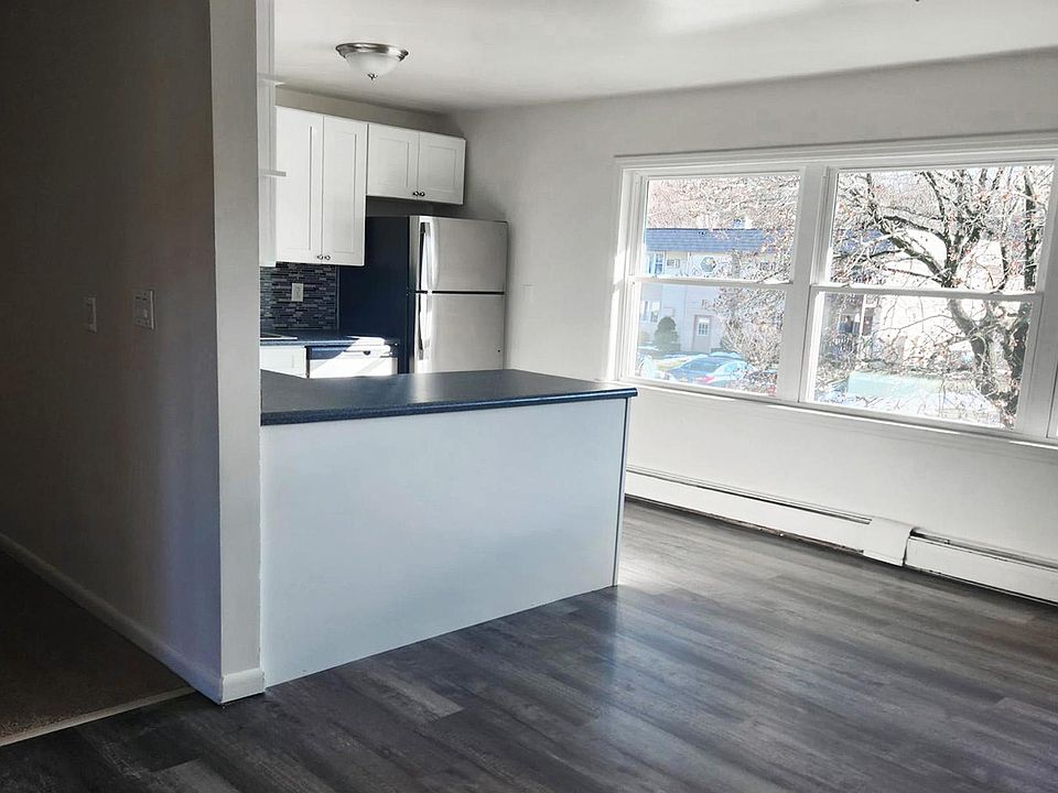 Bldg A/ 3 bdrm unit kitchen