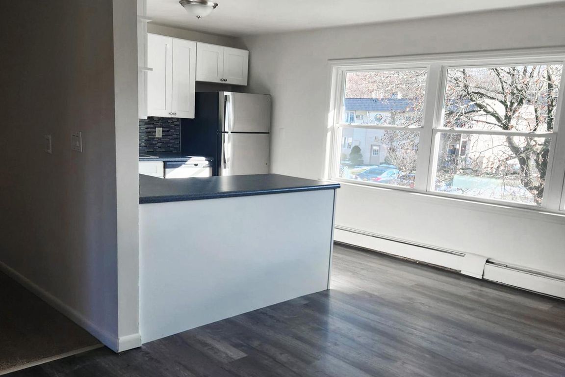 Bldg A/ 3 bdrm unit kitchen