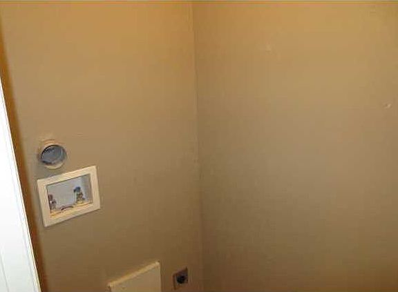 5th image of 24 Apaco St #C