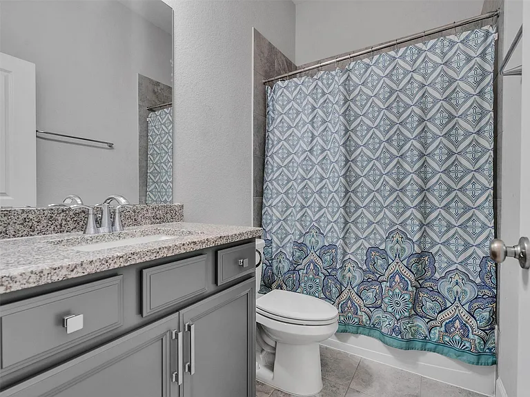 32212 Highwood Green Ln — Photo 31