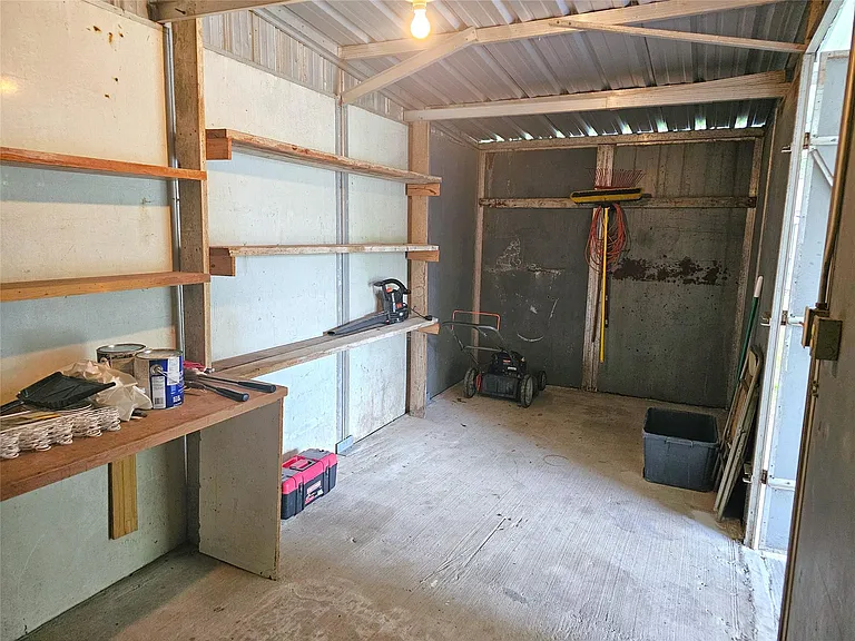 315 High St — Photo 26