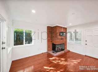 2122 N Beverly Glen Blvd, Los Angeles, CA 90077