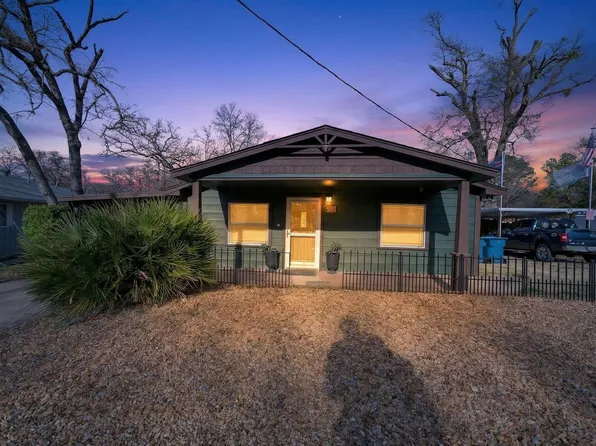 208 Harbor Dr, Gun Barrel City, TX 75156