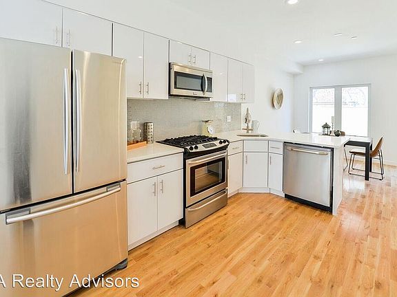 3rd image of 1247 N 28th Street 1f 1247 N 28th St #1F