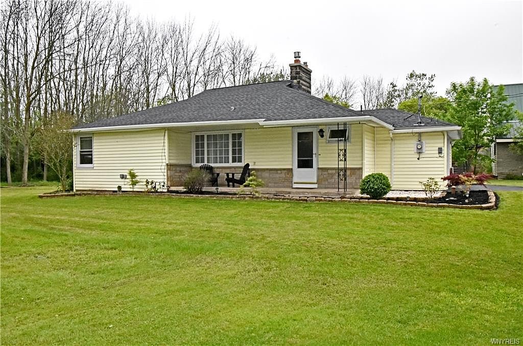 2124 Tuscarora Rd, Niagara Falls, NY 14304 Zillow