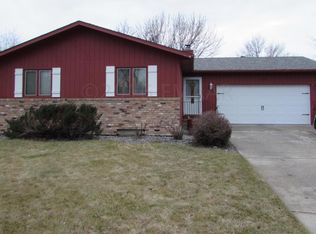 1767 Prairie Ln S, Fargo, ND 58103