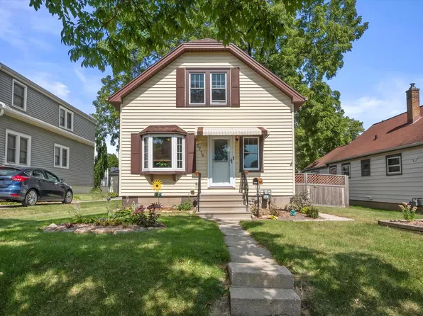 6716 West Wick PLACE, Milwaukee, WI 53219