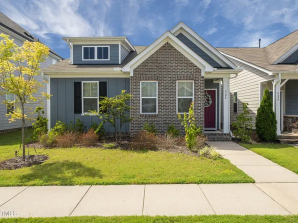 528 Sweet Pine Ln, Knightdale, NC 27545