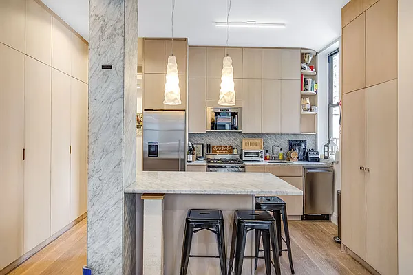 Rented by Barkoff Residential  | media 45