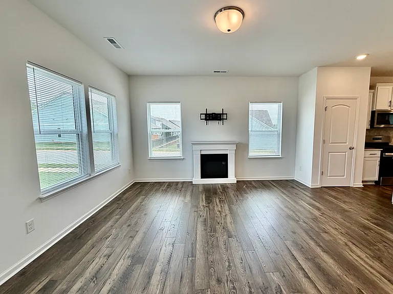 40180 Crooked Stick Dr — Photo 2