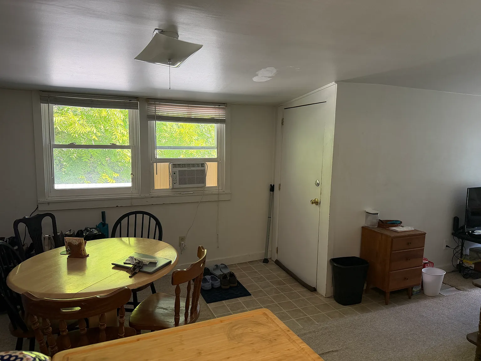 3 bed, 1100 sqft, $775 — Photo 3