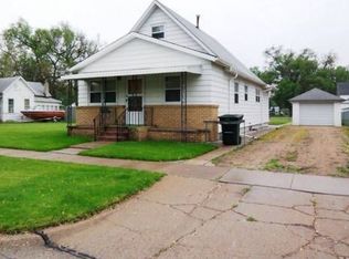741 W South St, Fremont, NE 68025