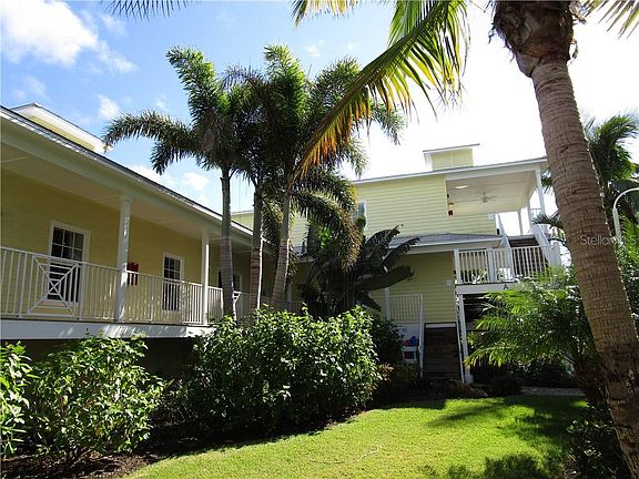 2nd image of 910 Seaside Dr Unit 104A