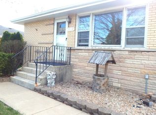 8108 S Octavia Ave, Bridgeview, IL 60455