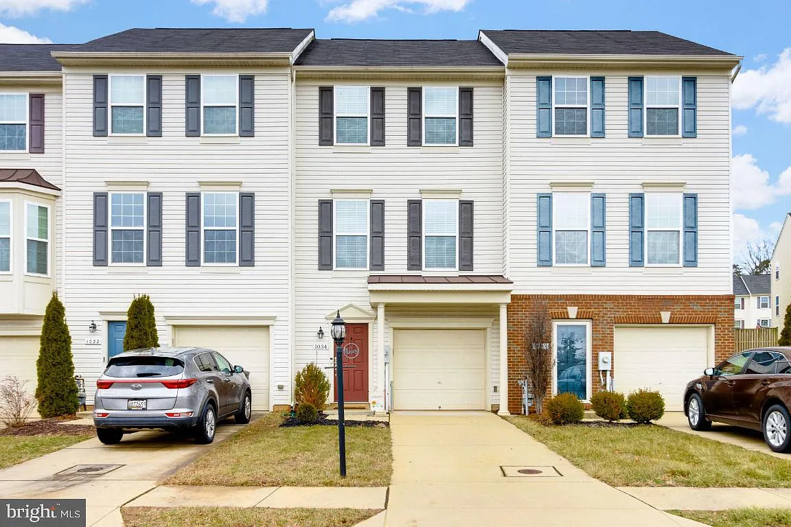 1034 Sithean Way photo 1