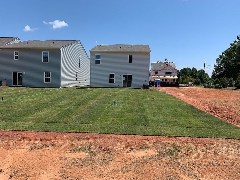 2nd image of 2160 Trollinger Dr