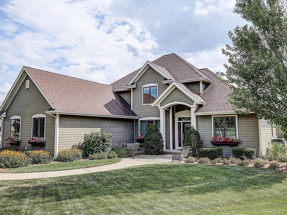1st image of W350N5859 Hollyhock Ct