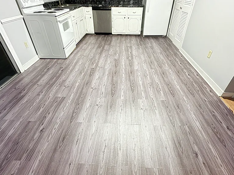 2105 Lauderdale Dr — Photo 11