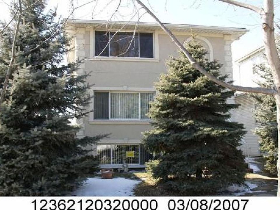 1st image of 2204 N 73rd Ct