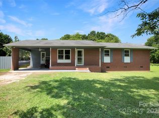 1145 Craigbrow Cir, Chester, SC 29706