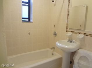 3420 30th Ave, Astoria, NY 11103
