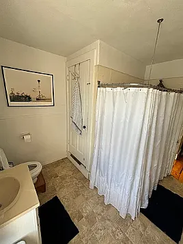 156 Russell St — Photo 10